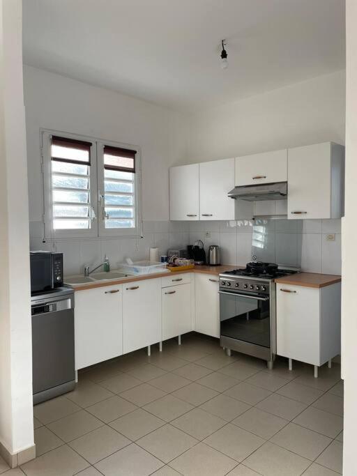 Location Villa Sainte-Anne - Martinique. Extérieur photo
