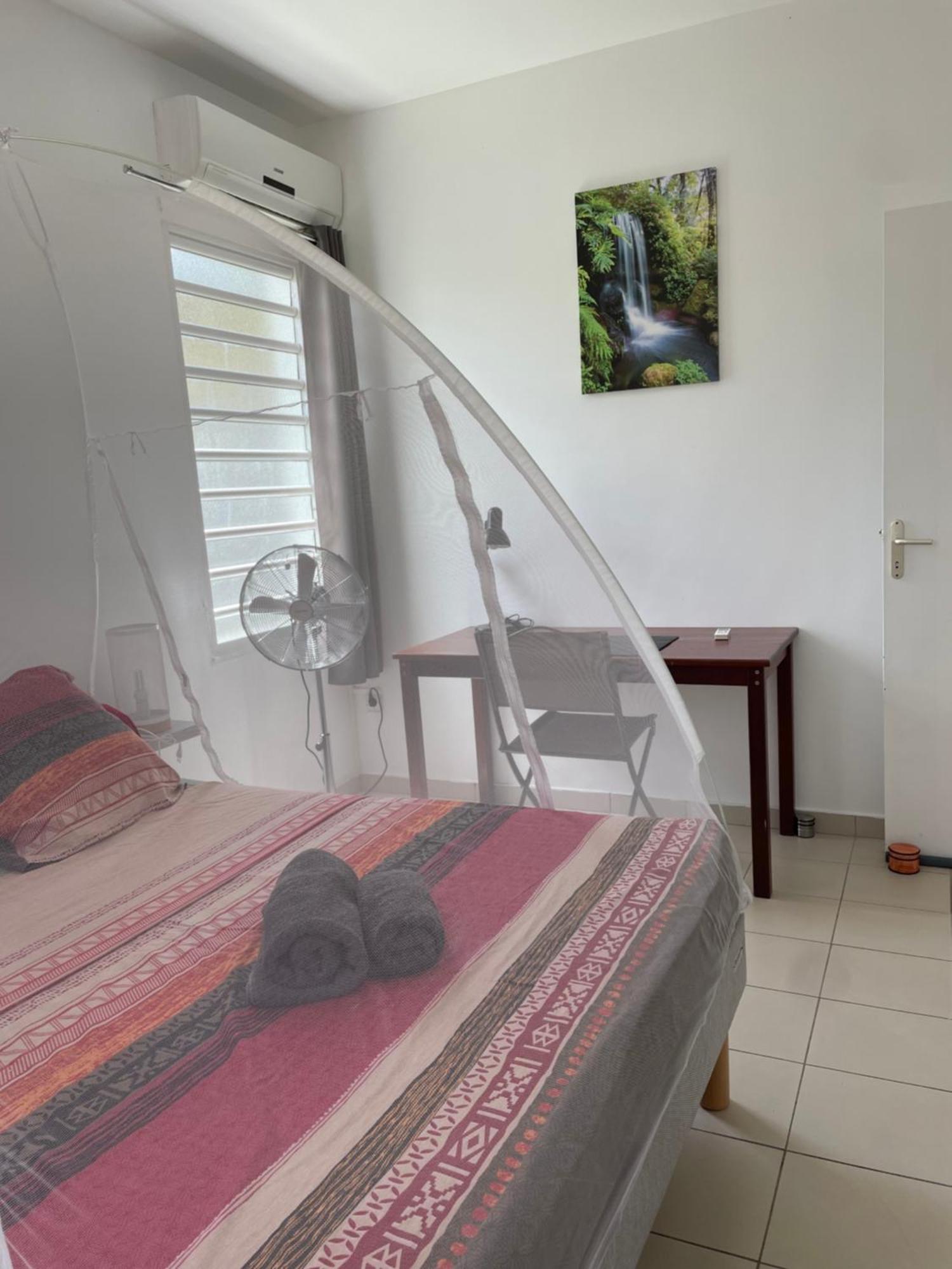Location Villa Sainte-Anne - Martinique. Extérieur photo